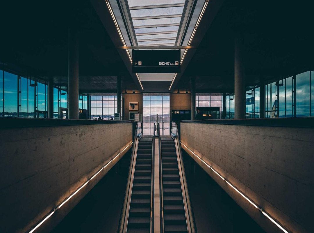 How You'll See 'BBC' Used Online: Examples and Context